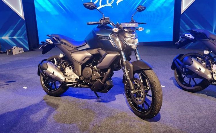 Naked bike Yamaha FZ V3.0 ra mắt, giá cực hấp dẫn chỉ từ 30,9 triệu