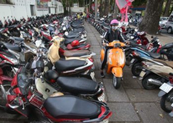 38 điểm giữ xe đúng giá cho người dân du Xuân tại TP.HCM