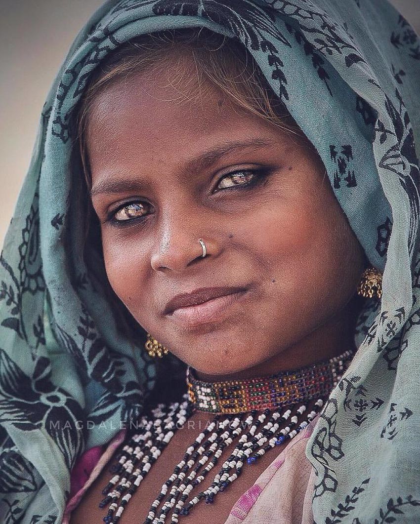 Đôi mắt hút hồn của người Ấn Độ qua ống kính nữ NAG Ba Lan Magdalena Bagrianow 23