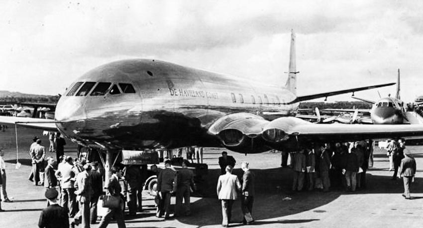 Chiếc phi cơ Comet chưa bao giờ lấy lại được vị thế của mình trong thị trường máy bay, nhưng phiên bản đã chỉnh sửa vẫn tiếp tục được sử dụng cho tới 1997