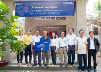 Công ty Betrimex bàn giao Nhà tình thương cho bàn con tỉnh Bến Tre và Trà Vinh đón Tết