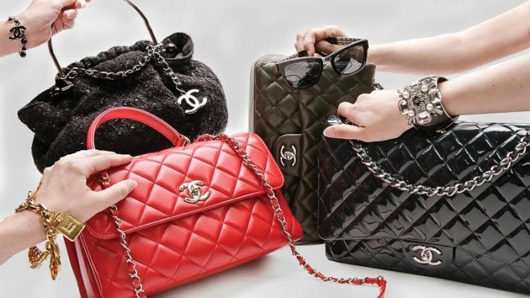 Quyến rũ hơn với sắc đỏ và đen 1