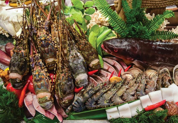 Đại tiệc hải sản mừng ngày 8-3 tại Furama Resort Đà Nẵng