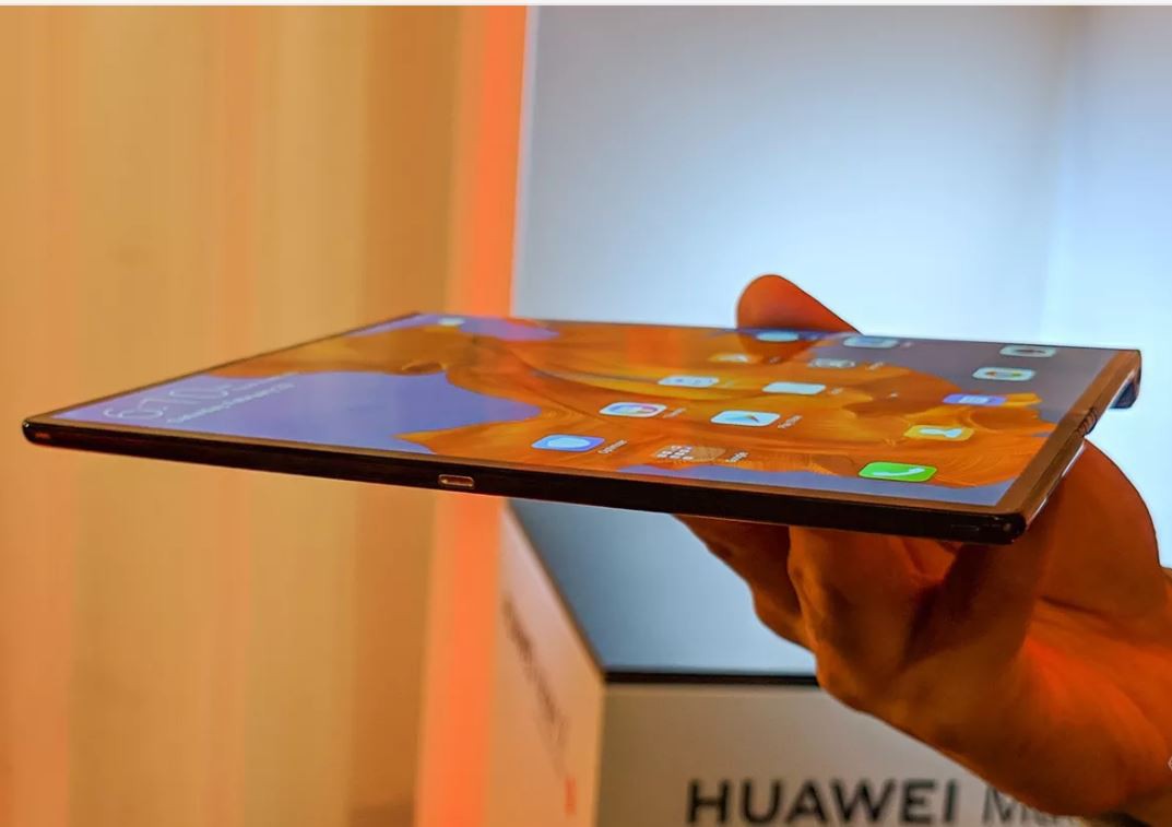 Huawei ra mắt smartphone màn hình gập 5G Mate X giá 2.300 euro - Ảnh 8