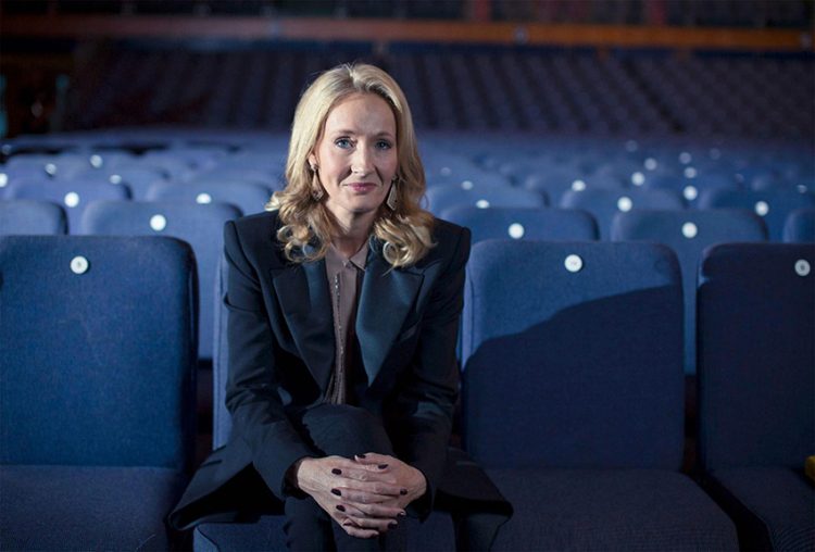 J.K. Rowling - thất bại, mơ ước cho đến thành công - 02