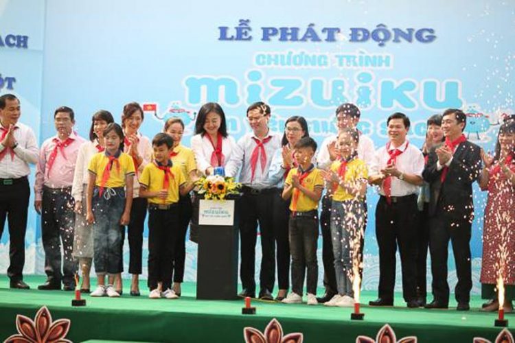 Lễ khởi động Chương trình “Mizuiku – Em yêu nước sạch” 2019 4