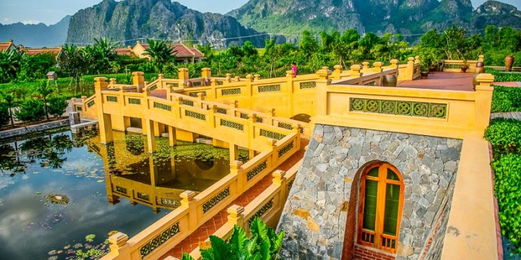 EMERALDA RESORT NINH BÌNH HƯỞNG ỨNG CHIẾN DỊCH GIỜ TRÁI ĐẤT 2019 3