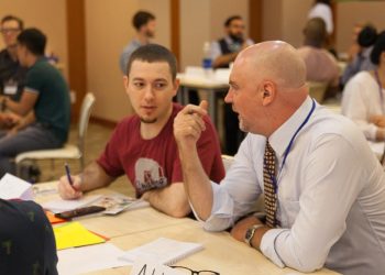 Thầy cô VUS đóng vai học viên để thấu hiểu tâm lý người học