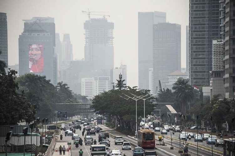 Ô nhiễm không khí ở trung tâm thành phố Jakarta, Indonesia (Ảnh: AFP)