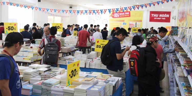 Hội Sách Ngoại Văn Lớn Nhất Tại Tp. Hồ Chí Minh 3