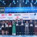 Bà Trương Bích Đào, Giám đốc Nhân sự Nestlé Việt Nam đã nhận chứng nhân xuất sắc từ đại diện Anphabe