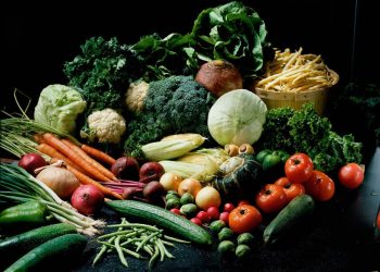 Quy tắc cũ 1: Ăn theo màu sắc cầu vồng