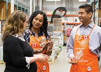 Cải thiện trải nghiệm của khách hàng trong ngành bán lẻ: Bài học từ Home Depot