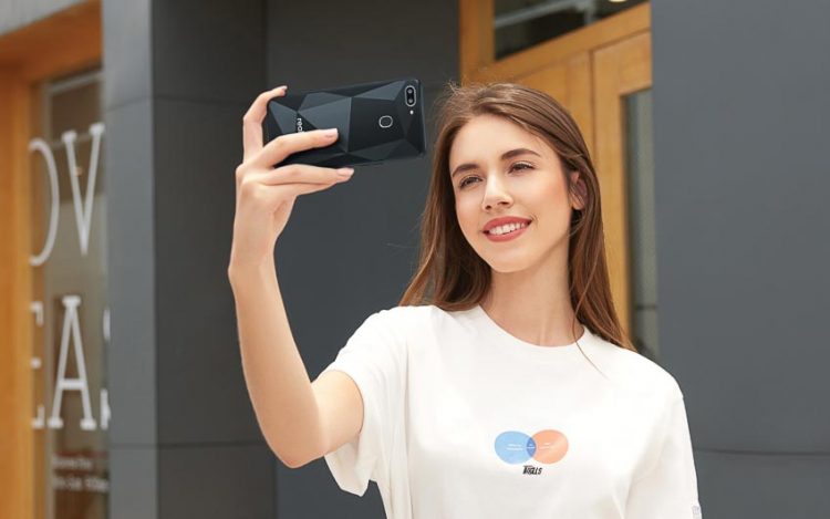 Những chiếc smartphone tầm trung 3