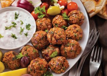 Khám phá ẩm thực Hy Lạp tại Saigon Café