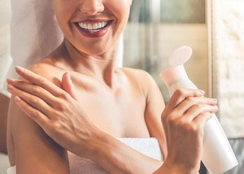 Chăm sóc da toàn thân trong những ngày nắng nóng