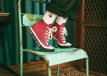 Converse mở khóa câu chuyện phi thường về nữ giới với chiến dịch Love The Progress 1