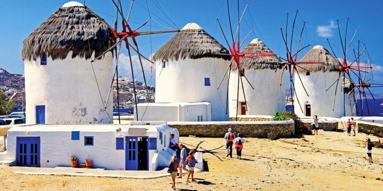 Phố biển độc nhất vô nhị ở Mykonos