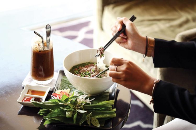 Ăn sáng đúng chất Việt
