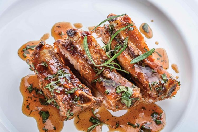 Hấp dẫn với sườn heo tại Nhà hàng Li Bai