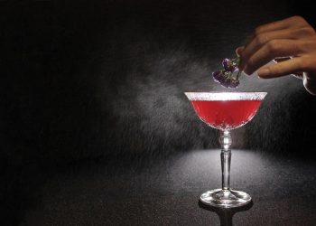 Thưởng thức hương vị Mad Elle