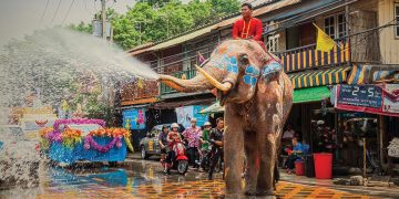 Trải nghiệm Tết Songkran Thái Lan