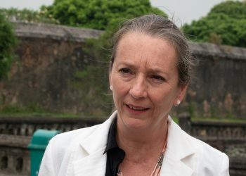 Người phụ nữ Đức sống với di sản Huế