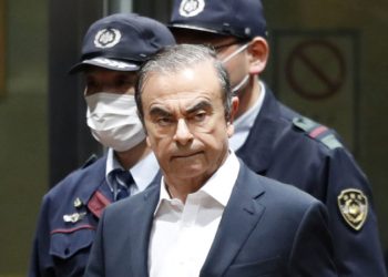 Hoãn xét xử cựu Chủ tịch Nissan đến năm 2020