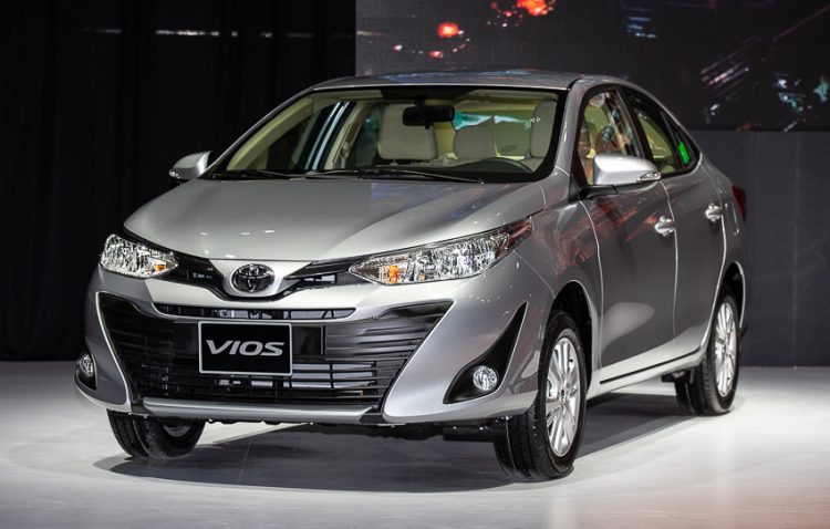 Mẫu xe Vios của Toyota đã chiếm lại Ngôi Vương trong tháng 3 với số lượng bán ấn tượng 3.161 xe