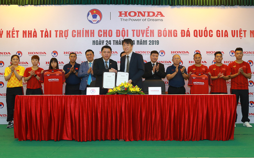 Honda Việt Nam là nhà tài trợ chính cho VFF - 06