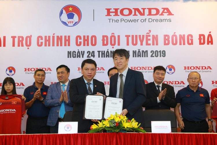 Honda Việt Nam là nhà tài trợ chính cho VFF - 07