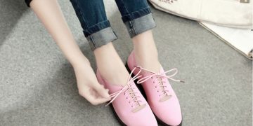 4 loại giày đế bệt đồng hành cùng quý cô trong mùa hè