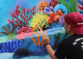 Hơn 7.000 lít sơn Dulux Weathershield - loại sơn cao cấp nhất của AkzoNobel đã được cung cấp trong dự án bảo tồn thiên nhiên biển tại đảo Lý Sơn năm 2018