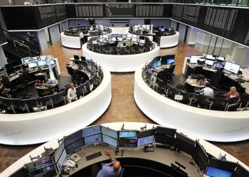 Chứng khoán thế giới "hứng khởi" trước tín hiệu vui từ kinh tế Trung Quốc và Mỹ