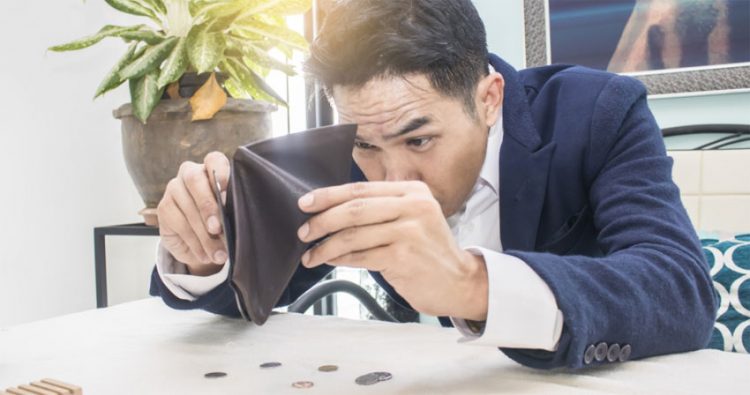 Đi làm bao năm nhưng vẫn “vô sản”? Hãy lắng nghe lời khuyên từ chuyên gia kinh tế