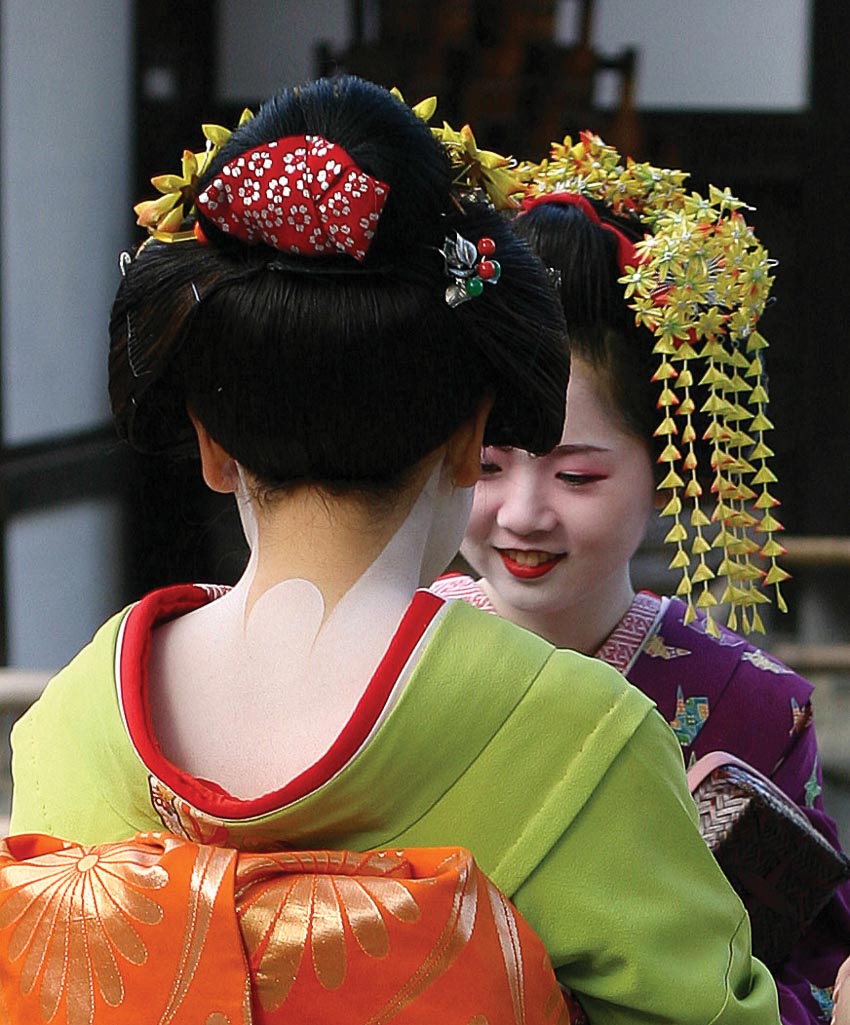 Những người phụ nữ học nghề geisha ở Nhật Bản