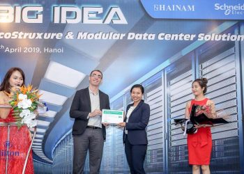 Schneider Electric IT Việt Nam ký kết hợp tác chiến lược với công ty Hải Nam