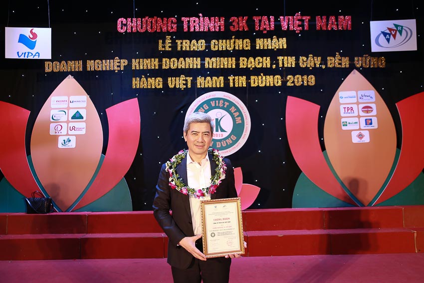 URC Việt Nam được vinh danh Hàng Việt Nam tin dùng 2019 1