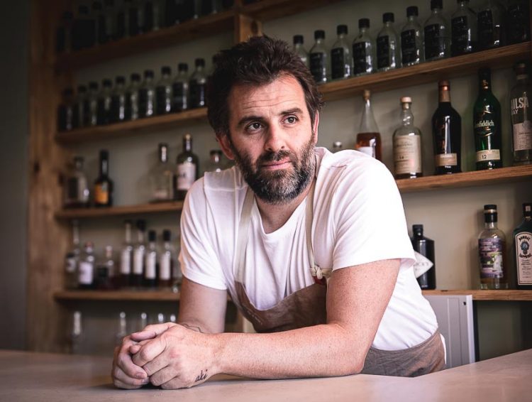 Gặp gỡ Luke Whearty tại 2 Lam Son