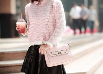 Những phụ kiện mang sắc hồng dịu dàng