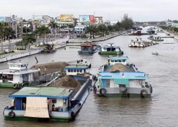 vận tải thủy nội địa Việt Nam