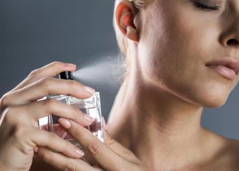 cách dùng nước hoa