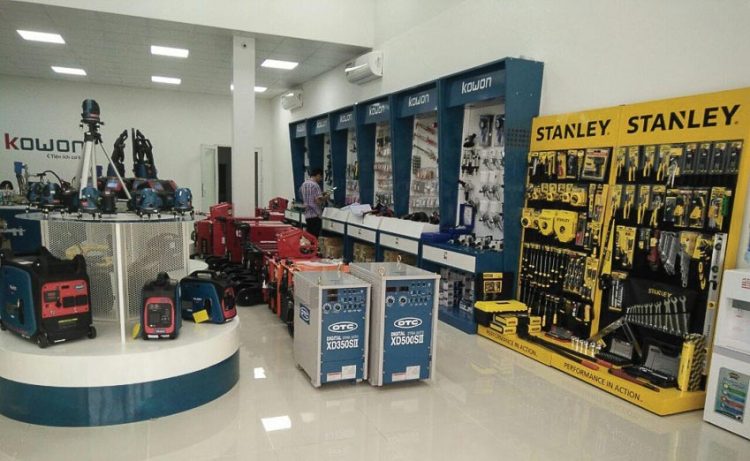 Bên trong chuỗi cửa hàng thiết bị cơ khí và tiện ích gia đình Kowon