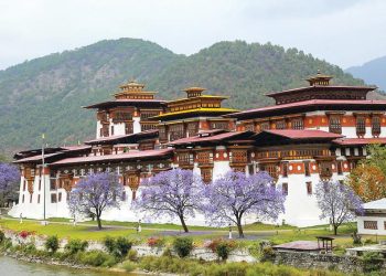 Lãng đãng ngày hè Bhutan