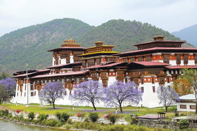 Lãng đãng ngày hè Bhutan