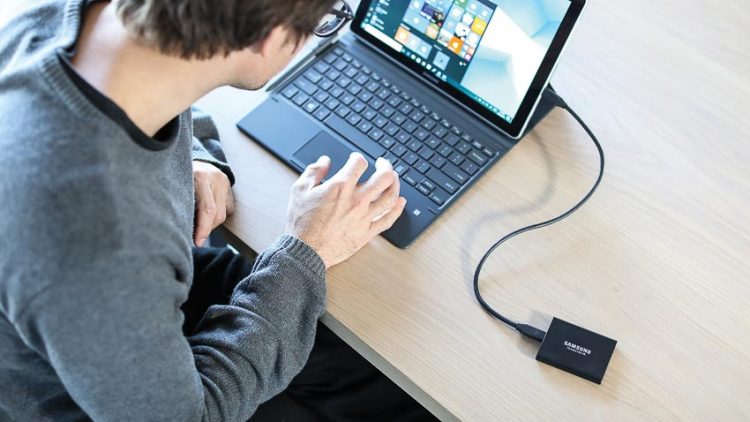 ổ cứng di động SSD 2