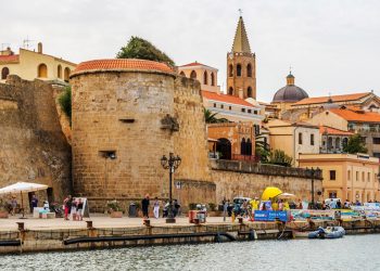 Phố biển buổi xế chiều 2