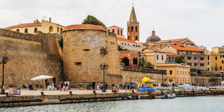 Phố biển buổi xế chiều 2