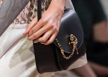 Những chiếc túi đen kinh điển