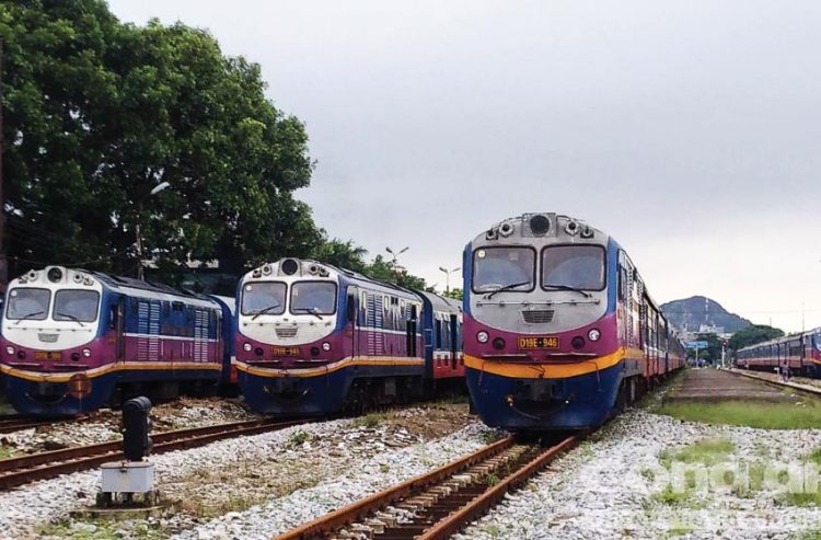 Tàu Thống nhất Bắc - Nam. Ảnh: Báo Công an